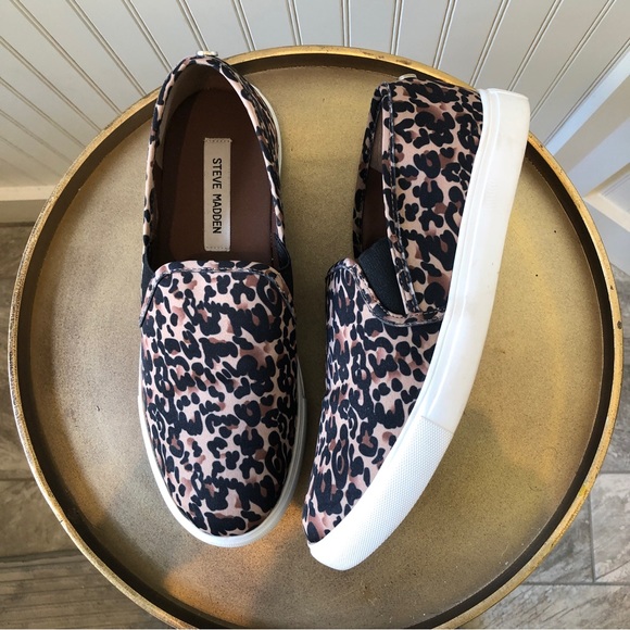 STEVE MADDEN | SYMBA SLIP ON ANIMAL PRINT SNEAKERS | SHOES | SIZE: 10M | EUC - Picture 3 of 10